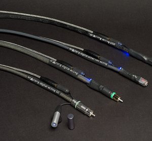 synergistic research core digital active SE cable