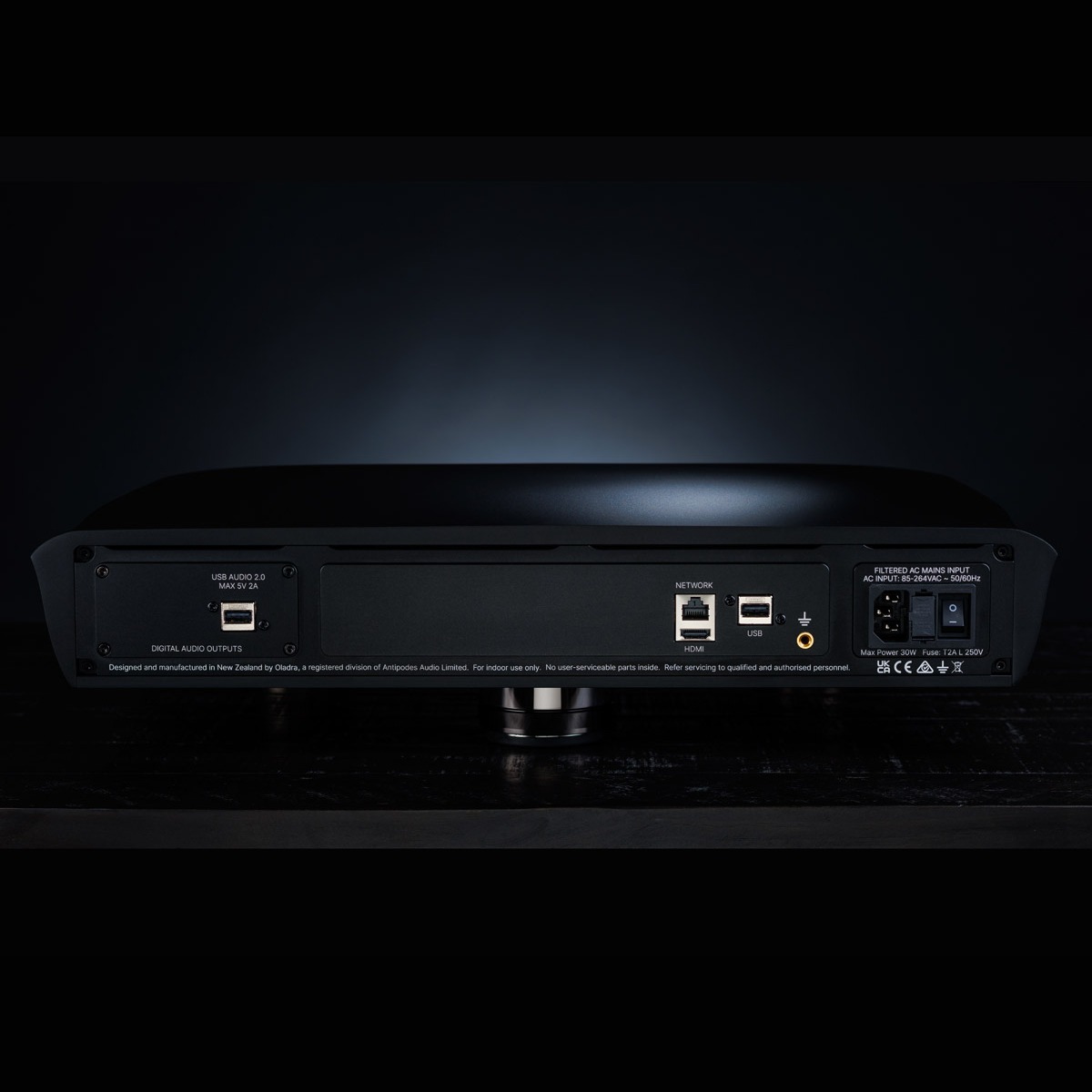 antipodes-oladra-music-server-black-rear