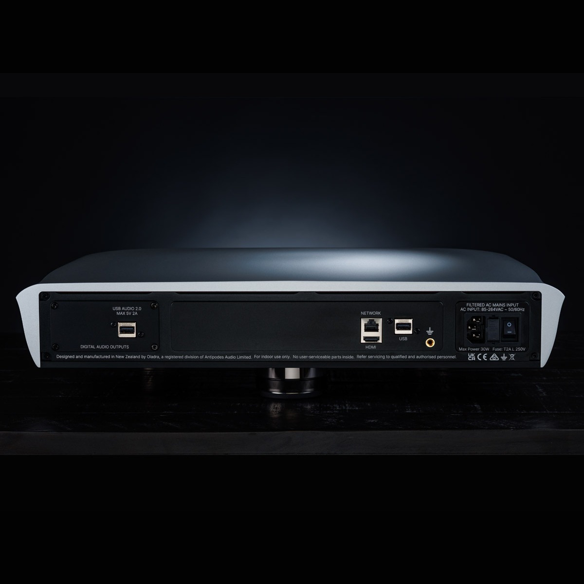 antipodes-oladra-music-server-silver-rear